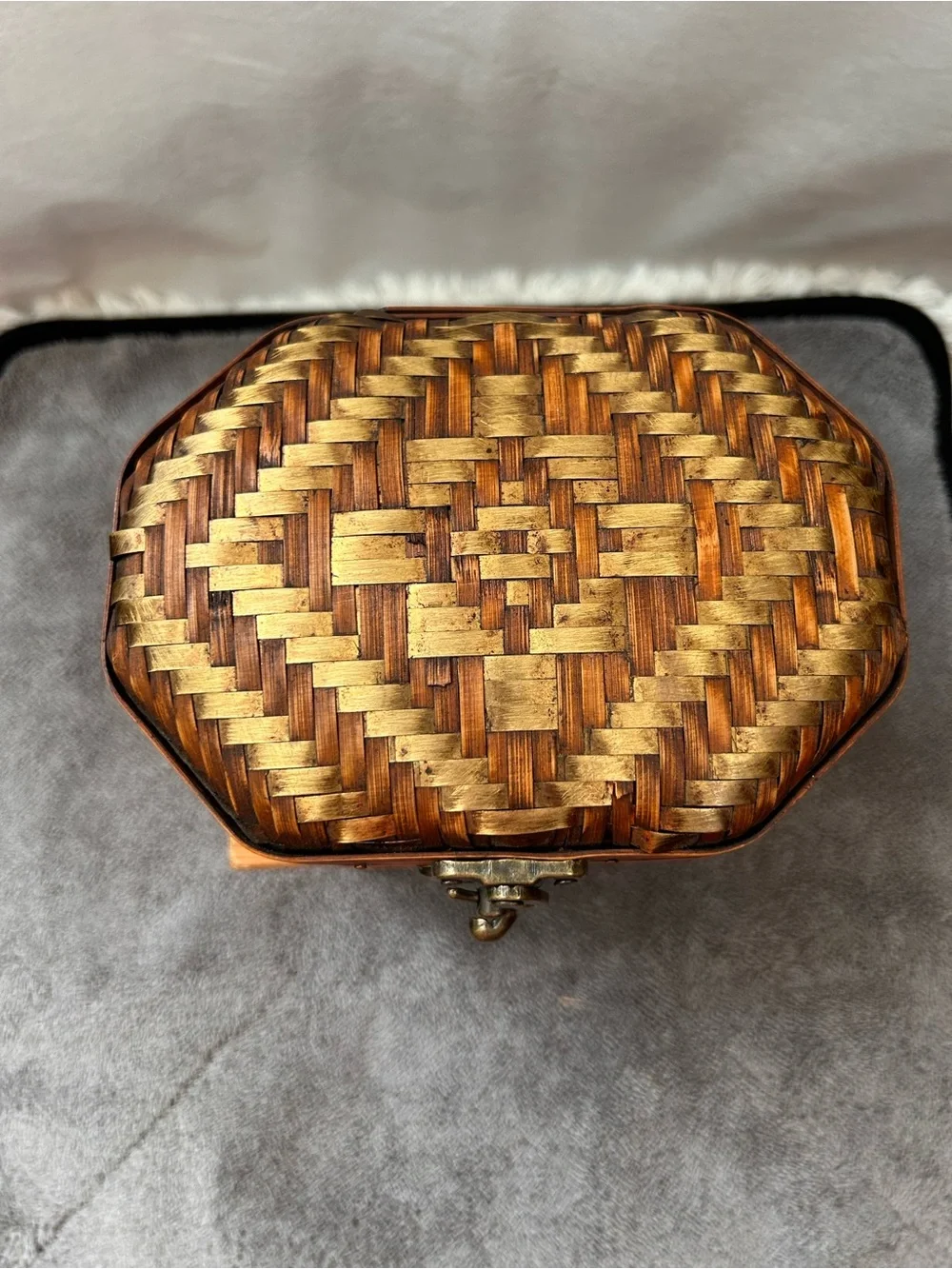Woven Brown Rattan Jewelry Chest with Antique-Style Latch